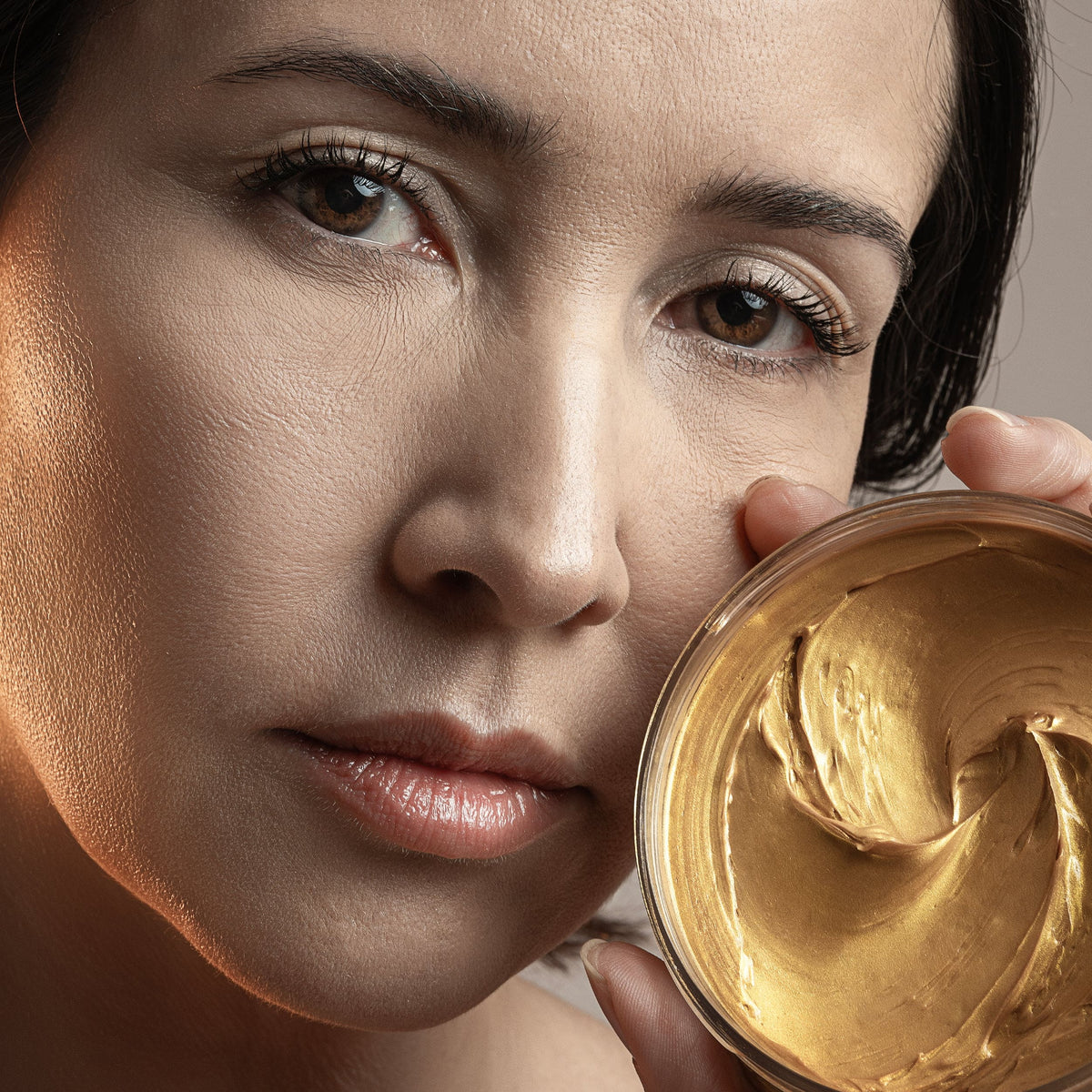 Tulípia Minerals 24K Máscara De Ouro Facial 100g