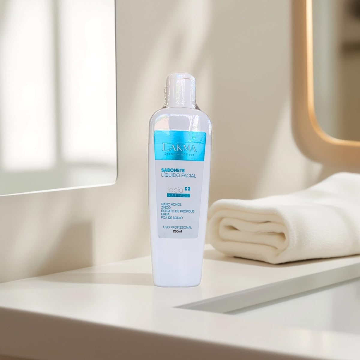 SABONETE LÍQUIDO FACIAL LAKMA 250ML LIMPEZA PROFUNDA
